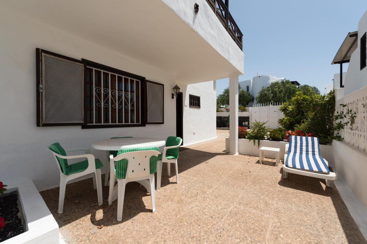 2Br Beach House - Solarium & Shower Terrace - 13 Puerto del Carmen  Exteriör bild
