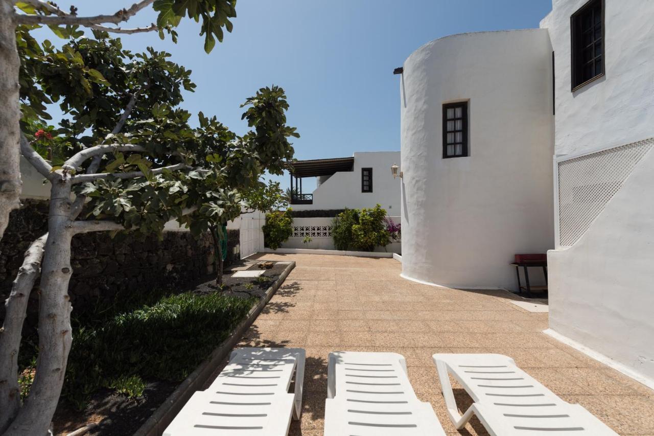 2Br Beach House - Solarium & Shower Terrace - 13 Puerto del Carmen  Exteriör bild